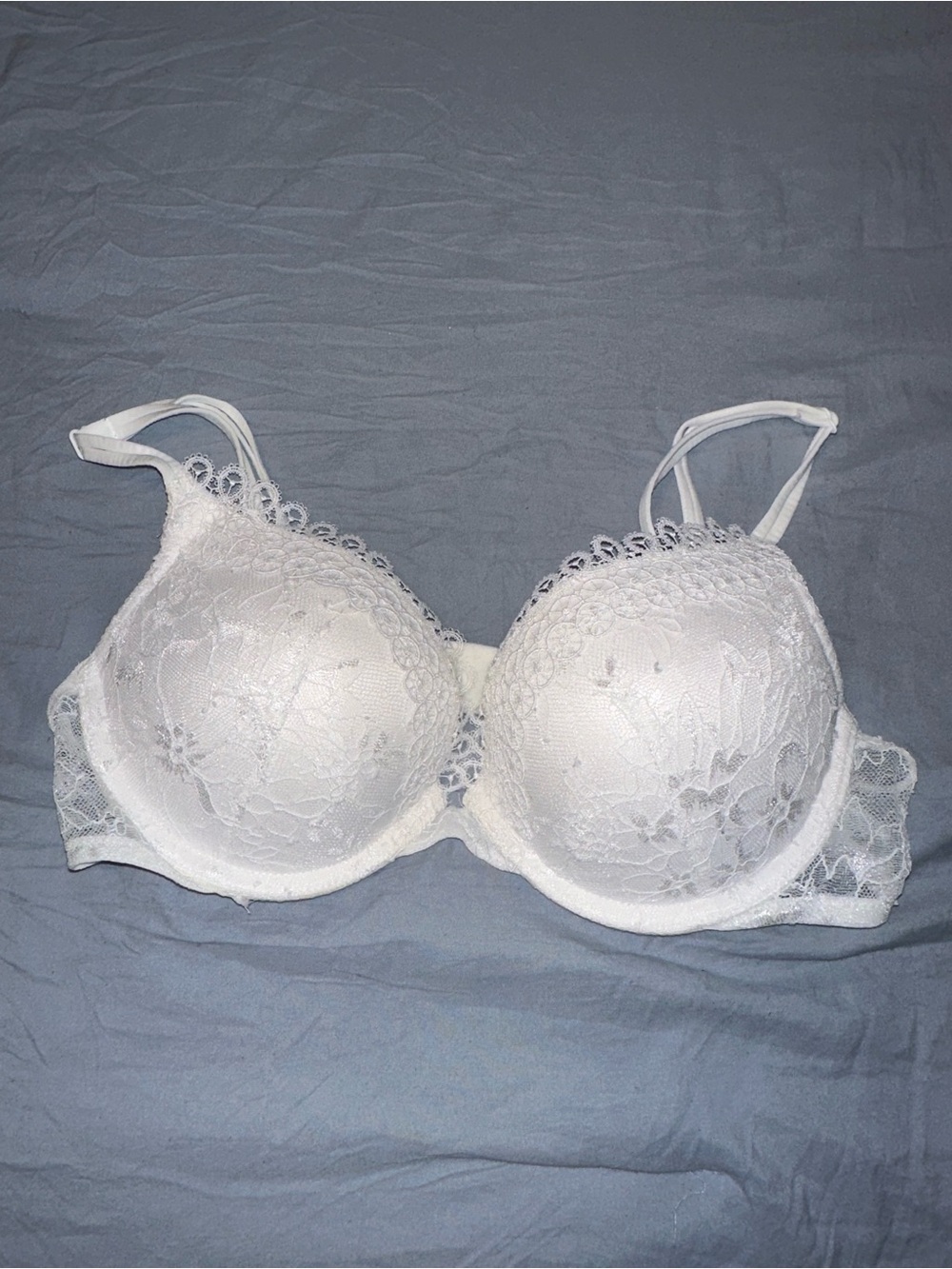 Victoria's Secret White Lace Underwire Bra - Padded Support